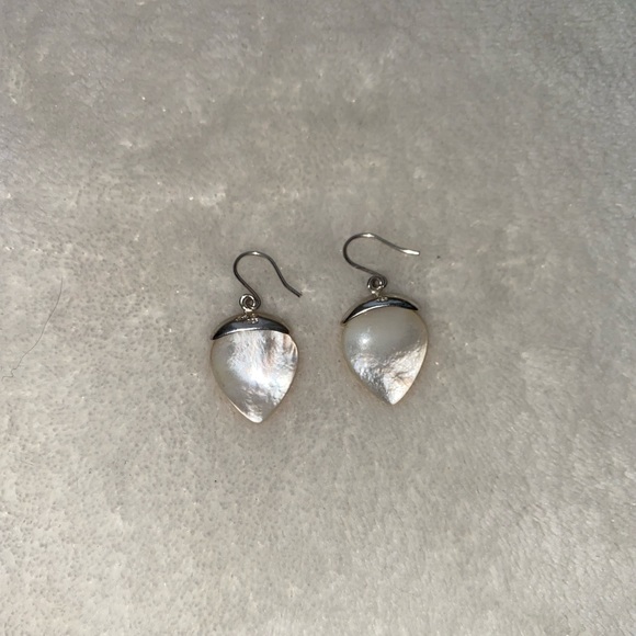 Beautiful pearl earrings - Picture 1 of 1